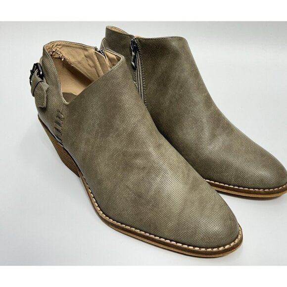 Boutique by Corkys Western Ankle Booties Womens Sz 11 Taupe Faux Leather - Picture 4 of 9